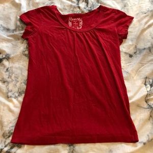 Red t shirt